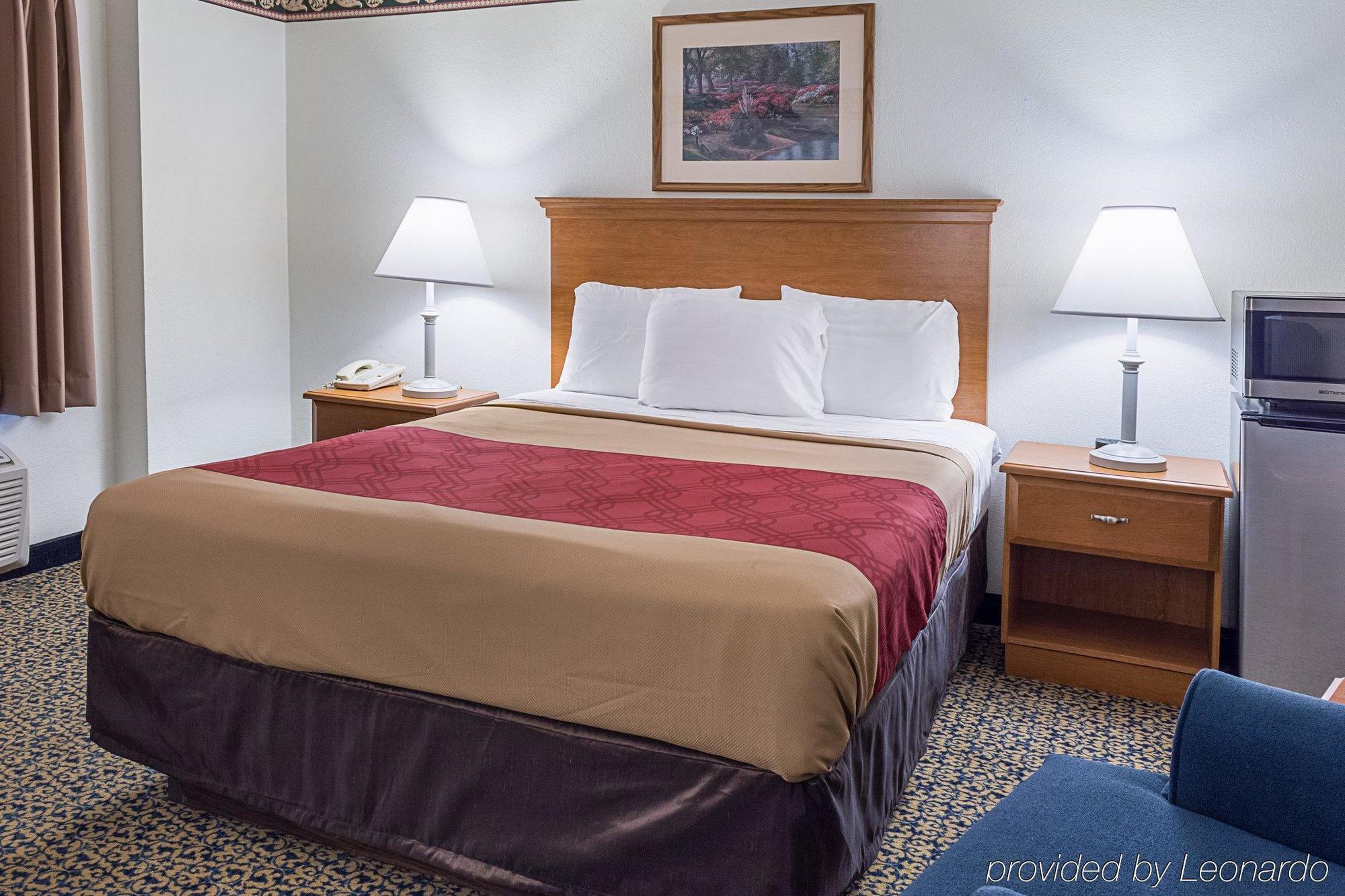 Templeton Gateway Inn מראה חיצוני תמונה