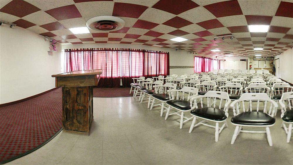 Templeton Gateway Inn מראה חיצוני תמונה
