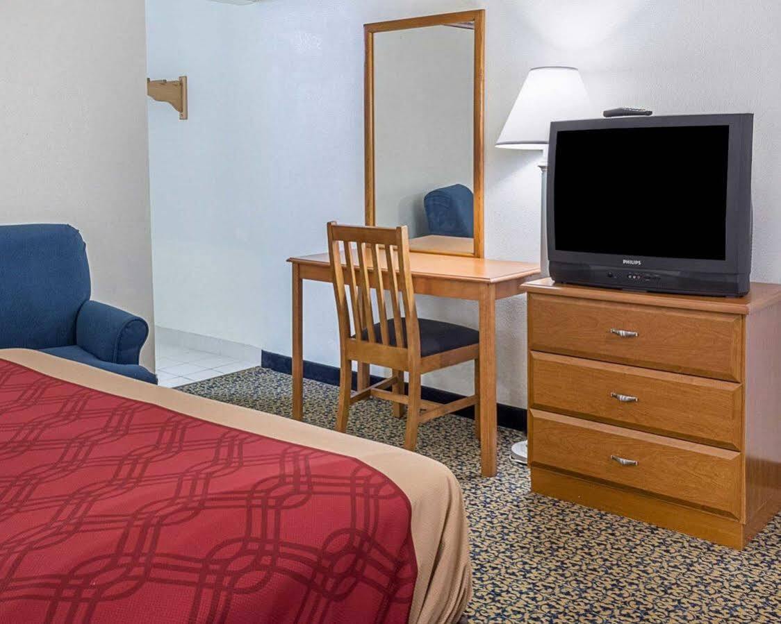 Templeton Gateway Inn מראה חיצוני תמונה
