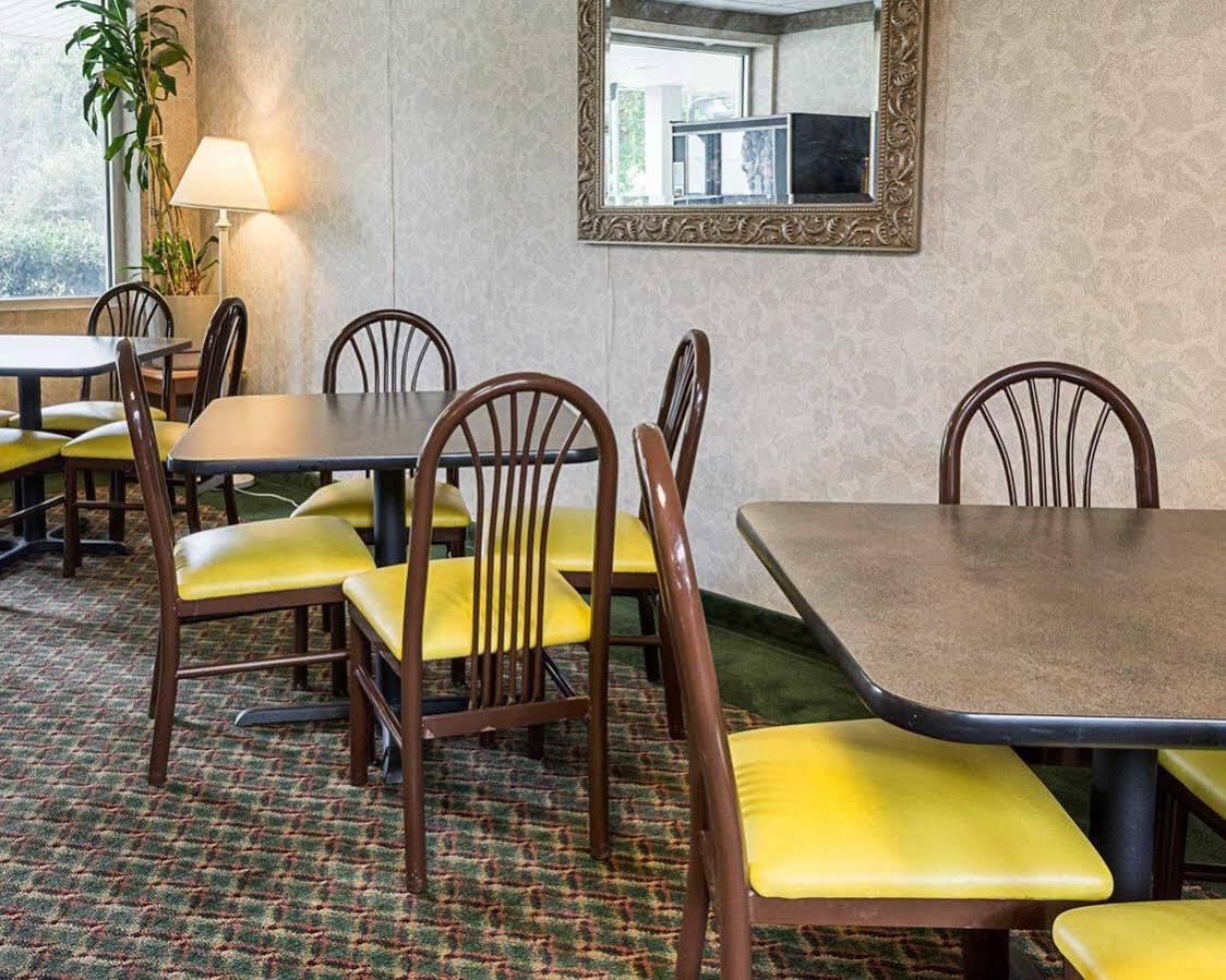 Templeton Gateway Inn מראה חיצוני תמונה